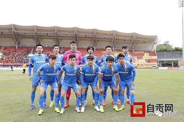 张家齐公开感情遭遇：被前任当作身份象征